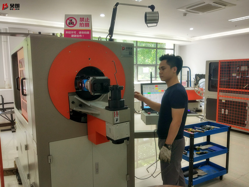 每天進步一點點，成功是留給有準備的人的——貝朗鋼絲成型機