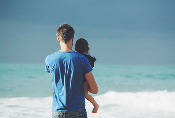 愛在父親節，沈陽昊瑞銅門廠向全天下的父親致敬，祝您們節日快樂